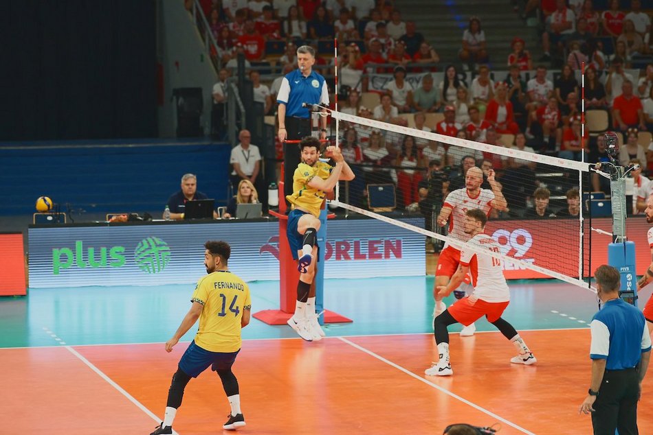 Łódź. Polska gra z Brazylią! Pełne trybuny w Atlas Arenie w Łodzi