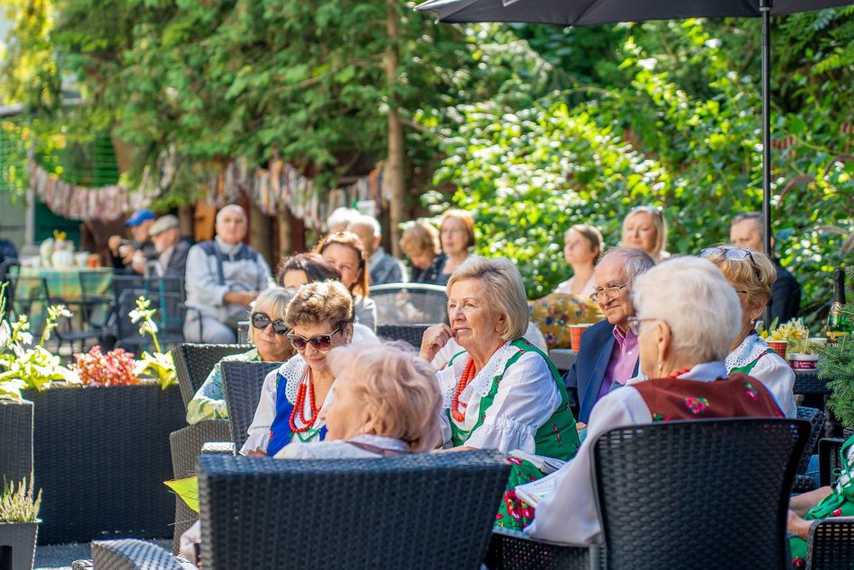 Otwarcie cukierni seniorów