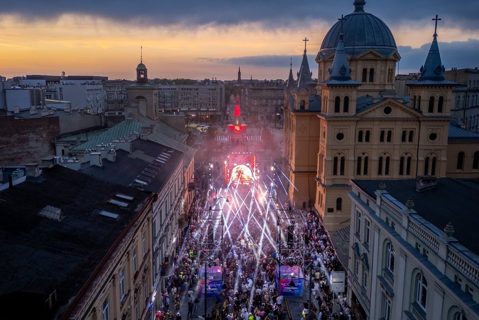Nowość na Paradzie Wolności 2025 w Łodzi. Platforma miasta z motywem „Ziemi Obiecanej"