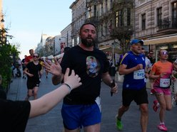 TOP 10 zdjęć z Rossmann Run 2026. Najlepsze kadry z Biegu Ulicą Piotrkowską