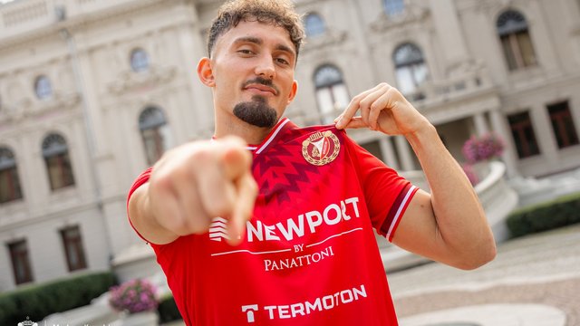 Hit na zamknięcie okna transferowego! Andi Zeqiri dołącza do Widzewa Łódź!