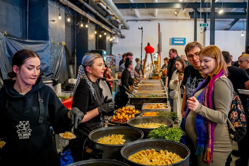 Łódź. Festiwal Azjatycki w Łodzi. Piotrkowska 217 pełna orientalnych smaków