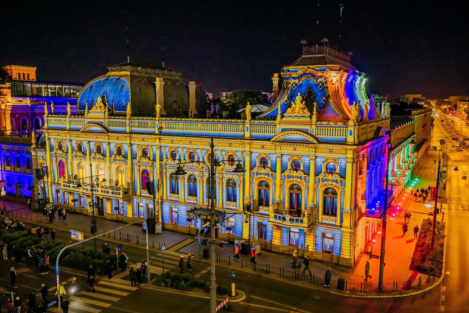 Łódź. Po prostu magia! Pałac Poznańskich zachwyca na Light Move Festival 2025