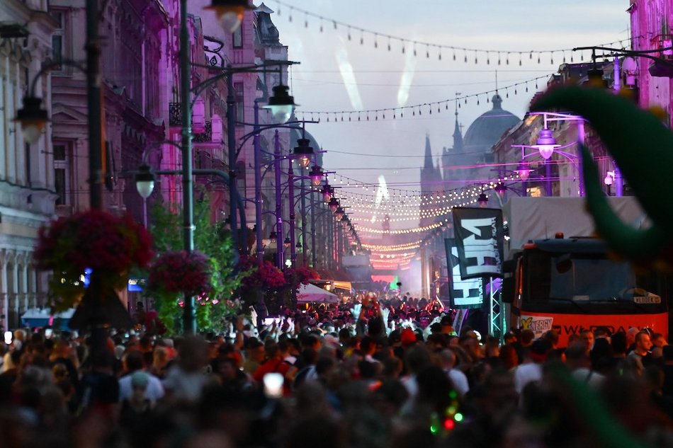 Łódź. Parada Wolności 2025 w Łodzi. Największy klub muzyczny pod gołym niebem