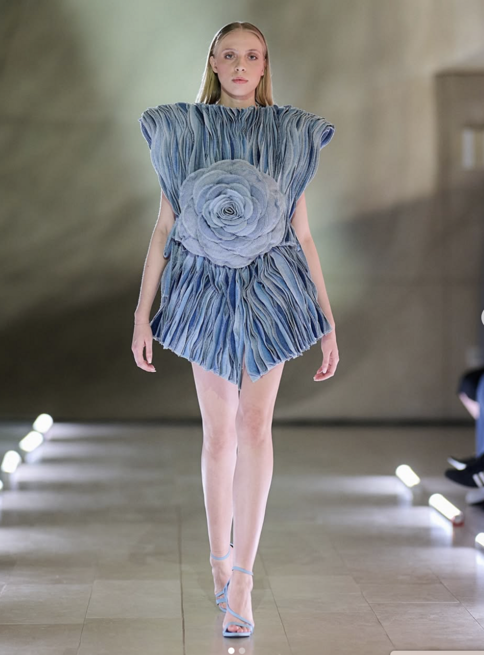 Łódź. Designers Play Sustain 2025. Projektantka Justyna Rożek z Łodzi zachwyciła jury i publiczność!