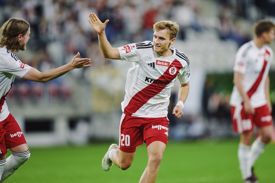 Łódź. ŁKS Łódź na fali! Łodzianie rozbili na własnym stadionie Pogoń Siedlce