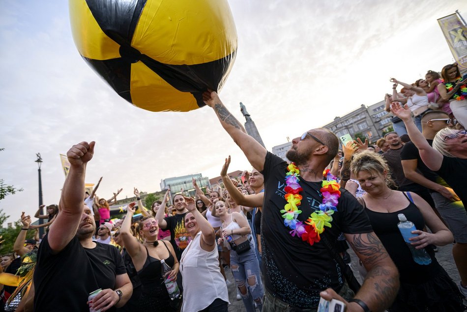 Łódź. Hołd dla DJ Hazela na Paradzie Wolności 2025 w Łodzi. Tak oddali go łodzianie!