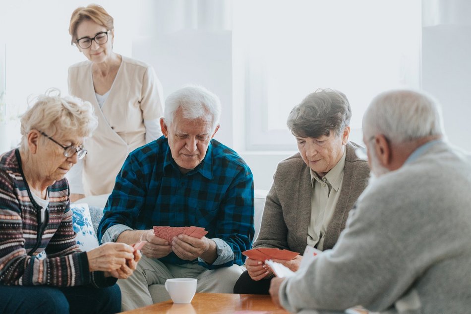 Łódź. Klub Brydża dla Seniorów z Łodzi. Spędź czas w świetnej atmosferze!