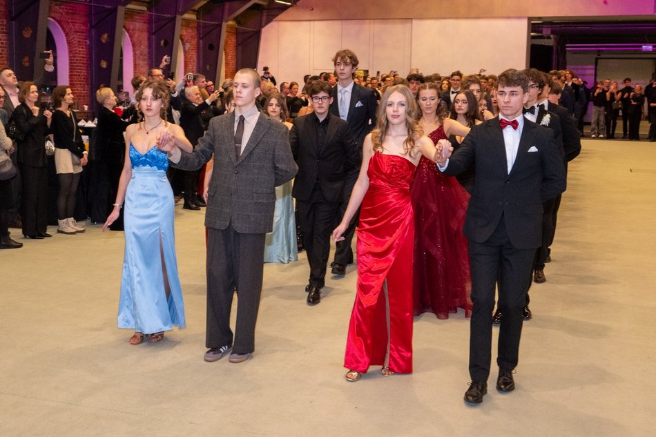 Łódź. Studniówka I LO w Łodzi