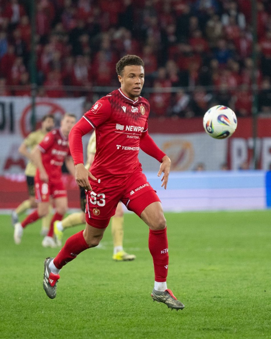 Łódź. Wielka Sobota pod Jasną Górą. Widzew Łódź w starciu o pełną pulę z Rakowem Częstochowa