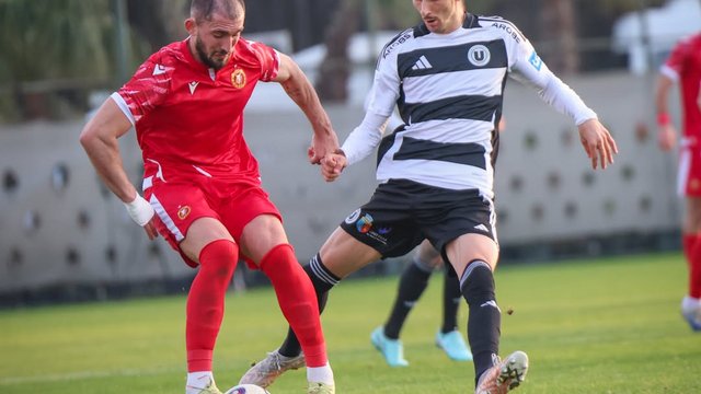 Pierwszy sparing Widzewa Łódź. Podopieczni Igora Jovicievicia zremisowali z Universitatea Cluj