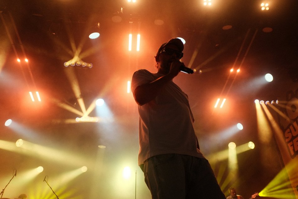 Makowiecki na Łódź Summer Festival 2025. Klimatyczny koncert w namiocie