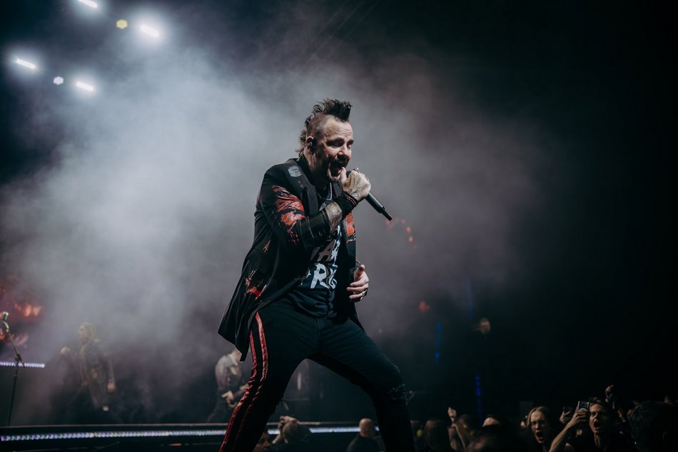 Łódź. Three Days Grace w Atlas Arenie w Łodzi. Wielkie hity, nowe utwory i pełna hala!