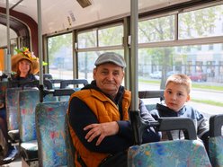 Łódzkie Linie Turystyczne już na trasach! Tak Łodzianie zwiedzają Łódź