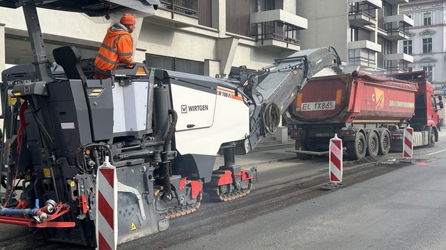 Nowa nawierzchnia na Zamenhofa w Łodzi. Drogowcy rozpoczęli prace [ZDJĘCIA]