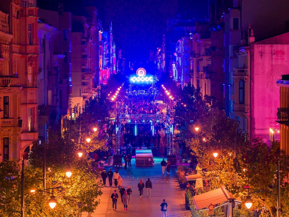 Łódź. Tłumy na Light Move Festival Łódź 2025! Mnóstwo pozytywnej energii!