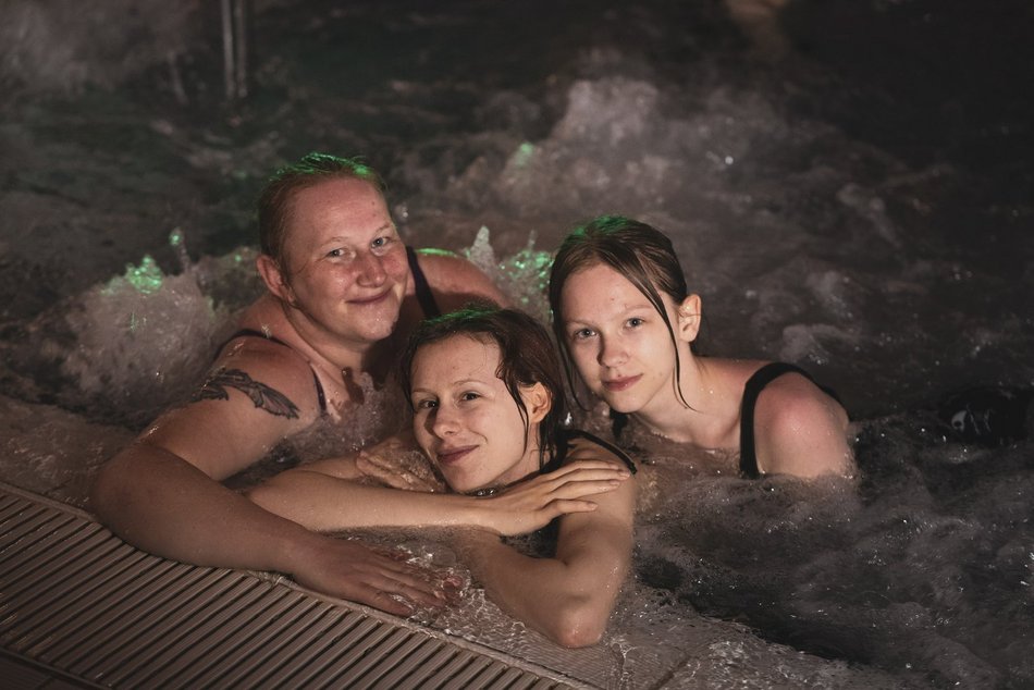 After party Łódź Summer Festival 2025. Impreza przeniosła się do Aquaparku Fala