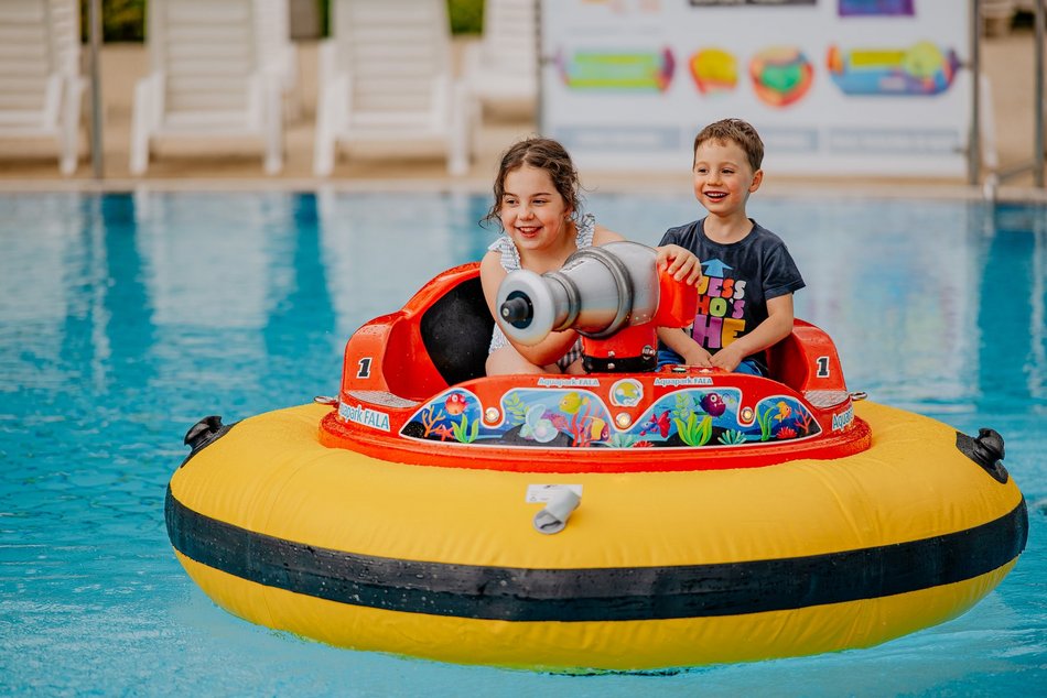 Aquapark Fala za darmo? Specjalna oferta dla szkół z Łodzi. Sprawdź szczegóły!