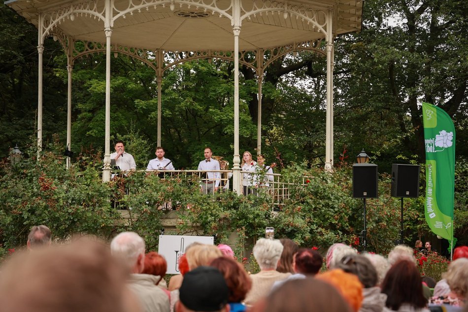 Łódź. Letnie Koncerty w Altanie. Filmowa muzyka w interpretacji zespołu Tripper Stompers