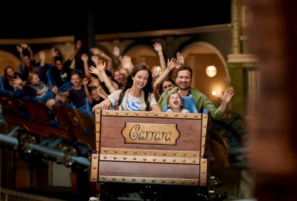 Łódź. TOP 10 miejsc w Łódzkiem na rodzinną wycieczkę. Dinozaury, safari i park linowy