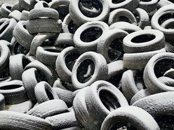 Łódź. Gdzie w Łodzi oddać zużyte opony? W tych miejscach przyjmą je za darmo!