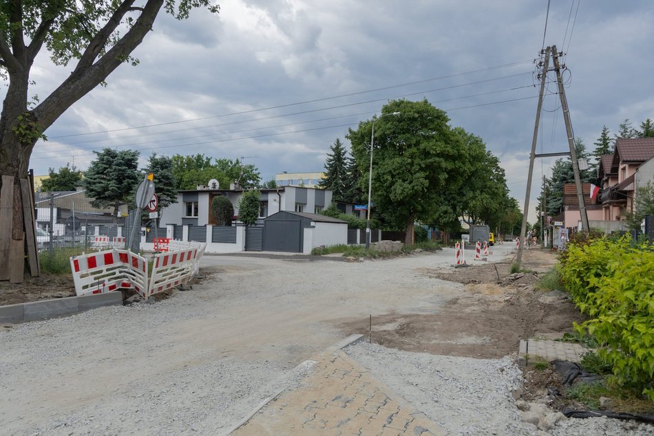 Łódź. Trwa remont Rolniczej w Łodzi. Co się zmieni i na kiedy zaplanowano koniec prac?