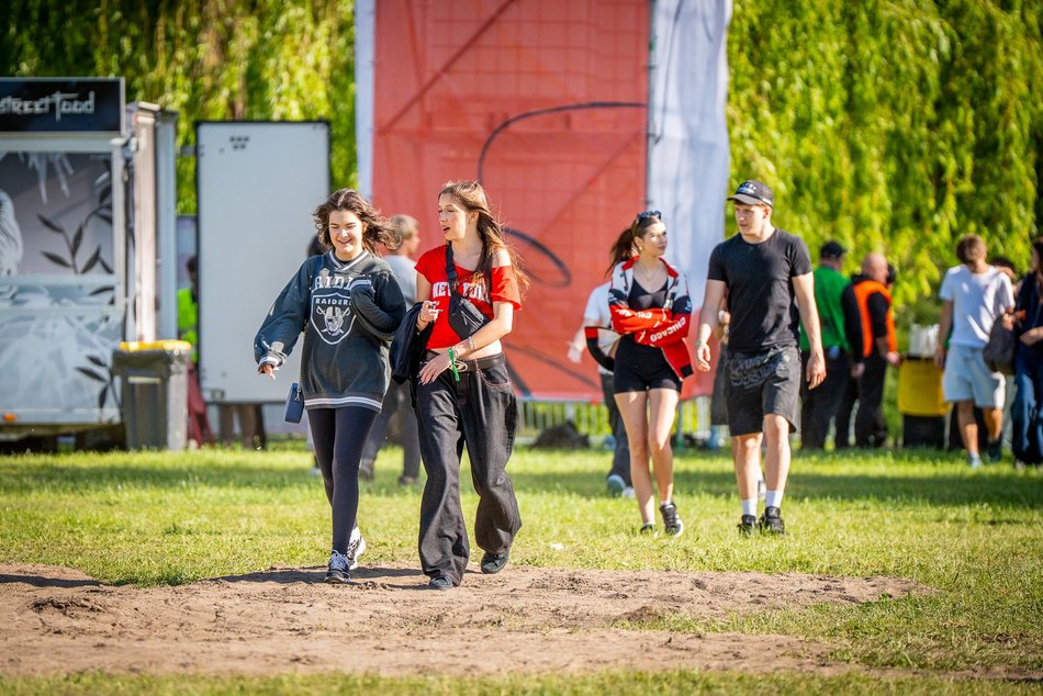 Łódź. Tłumy na Juwenaliach 2026 w Łodzi. Byłeś/aś pierwszego dnia? Znajdź się na zdjęciach!