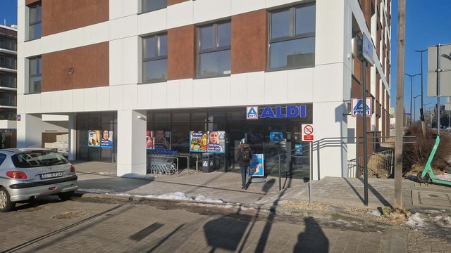 Nowy Aldi w centrum Łodzi! Supermarket ukryty w apartamentowcu [ZDJĘCIA]