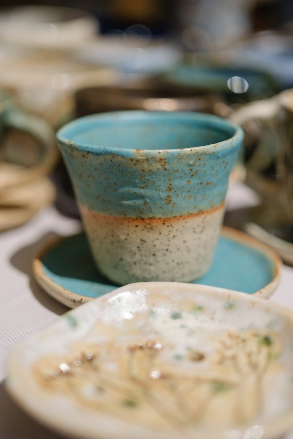 Łódź. Rękodzielnia na Piotrkowskiej w Łodzi. Kilkadziesiąt stoisk i różnorodny asortyment