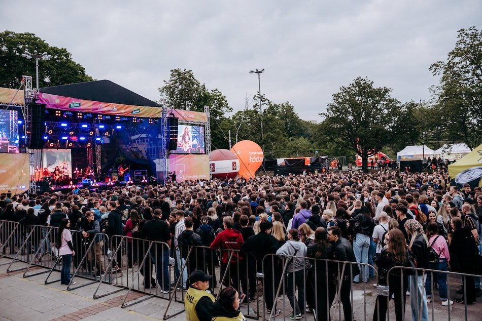 Łódź. Juwenalia Politechniki Łódzkiej. Na pierwszy ogień koncert zespołu Wilki!