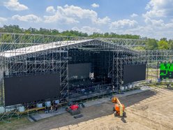 Łodź Summer Festival 2025. Zobacz, jak powstaje festiwalowe miasteczko