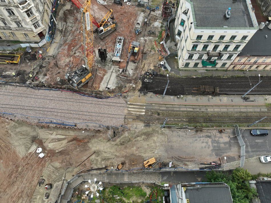 Budowa stacji Łódź Śródmieście przy tunelu pod Łodzią