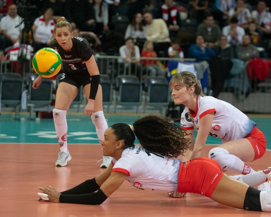 siatkarki podczas meczu