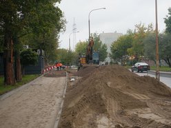 Łódź. Budowa drogi rowerowej na ul. Tatrzańskiej w Łodzi