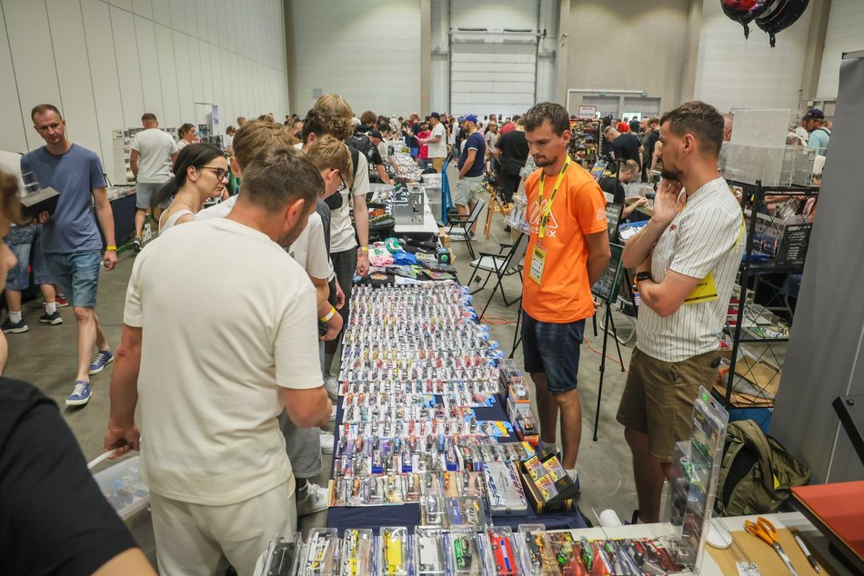 Łódź. Hot Wheels opanowały halę Expo Łódź! Setki miniatur aut, wyścigi na żywo i nie tylko!