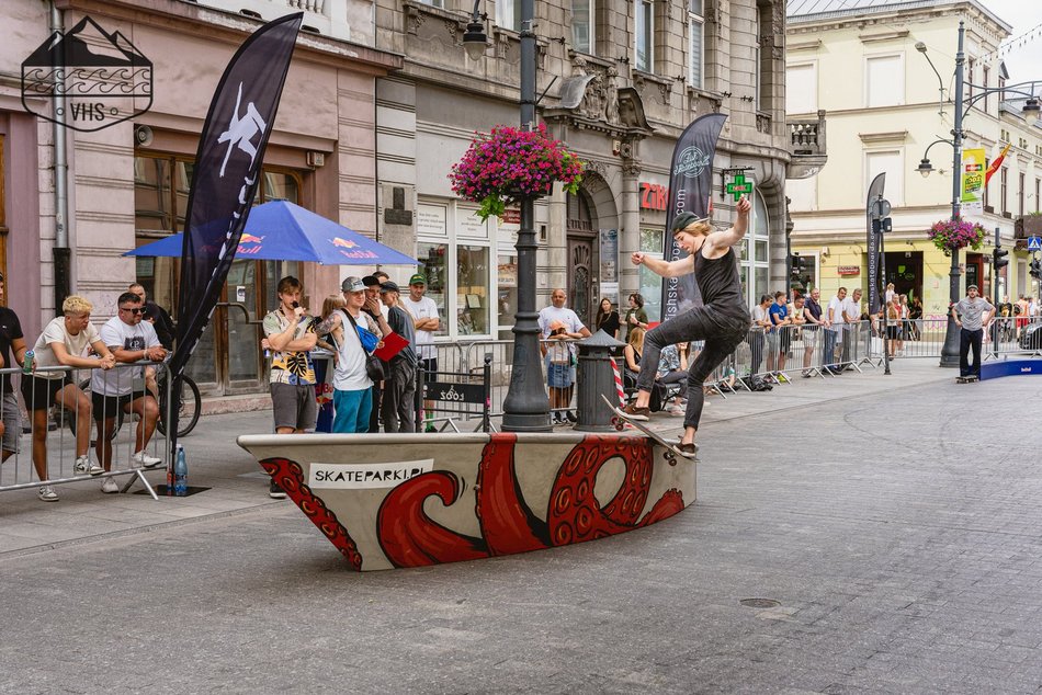 Łódź. Strefa Skate na 603. Urodziny Łodzi