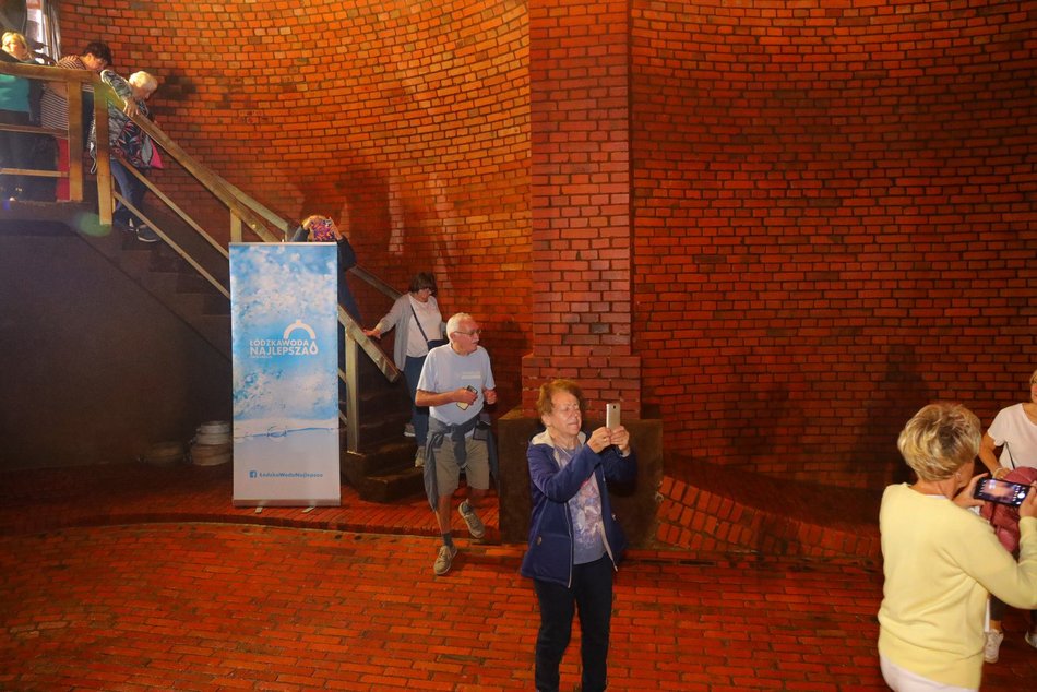 Zwiedzanie podziemnej katedry na Stokach z okazji 600. Urodzin Łodzi