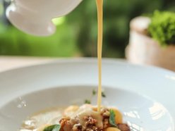 Gdzie na dziczyznę w Łodzi? Restauracja Resursa to prawdziwy raj dla mięsożerców