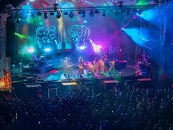 Lato w Łodzi się nie kończy. Light Move Festival 2025, Parada Wolności, Runmageddon i więcej!