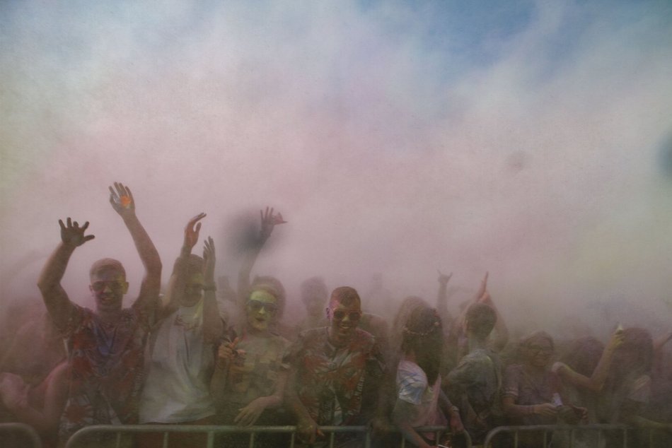 Holi Święto Kolorów 2023 w Łodzi. Kiedy się odbędzie i co nas czeka? [ZDJĘCIA]