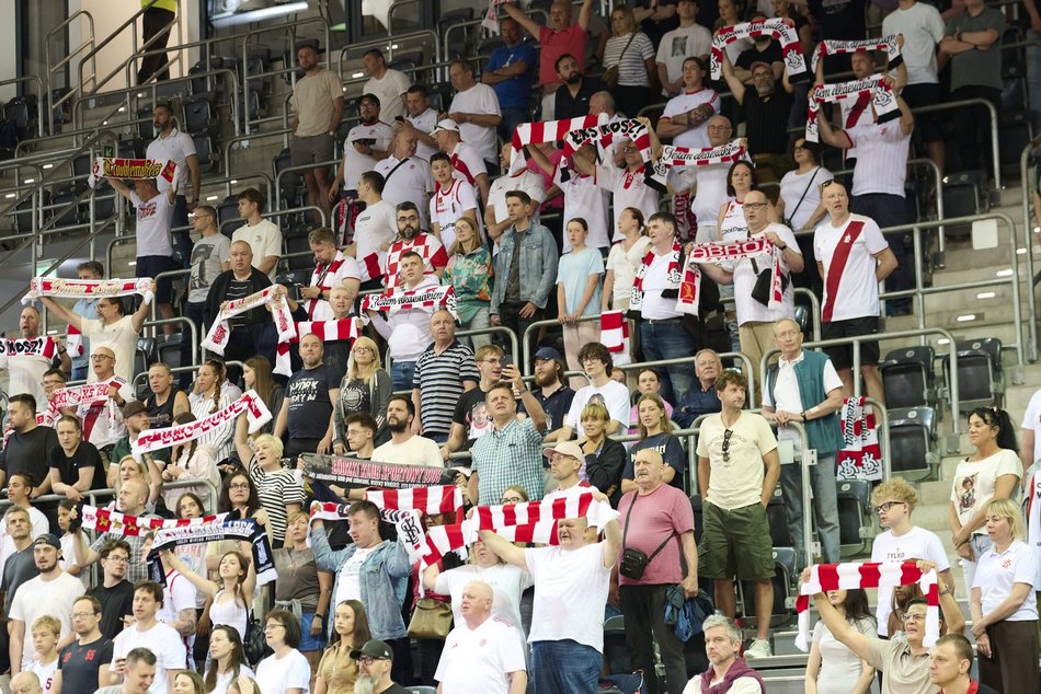Kibice na meczu ŁKS Coolpack Łódź z Astorią Bydgoszcz