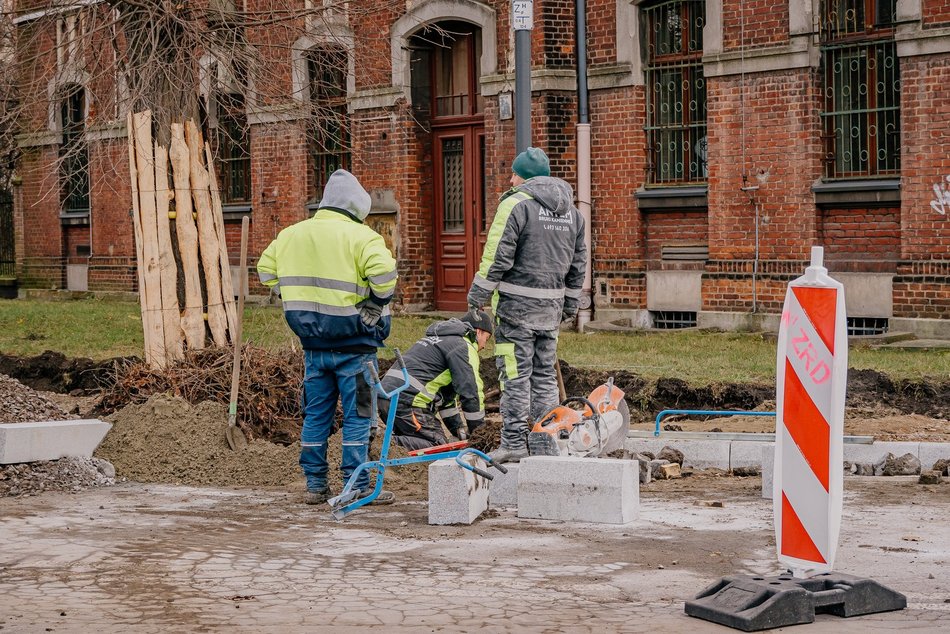 Remont ulic Sienkiewicza i Tymienieckiego, Łódź