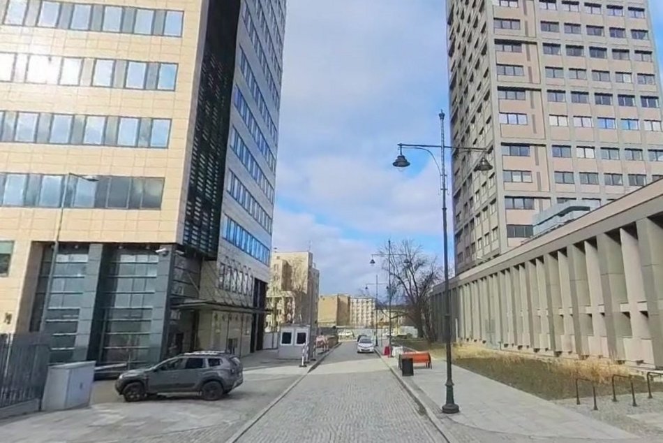 Nowe drogi i tajemnicze przejścia w centrum Łodzi. Tędy pójdziesz na skróty!