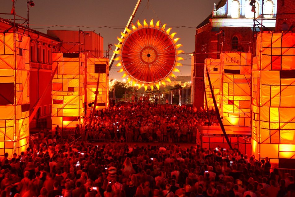 Light Move Festival 2025 Łódź. Zobacz mappingi i instalacje