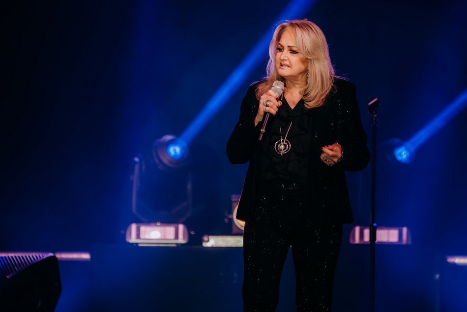 Łódź. Bonnie Tyler dała czadu w Sport Arenie w Łodzi! Nie byłeś? Zobacz!
