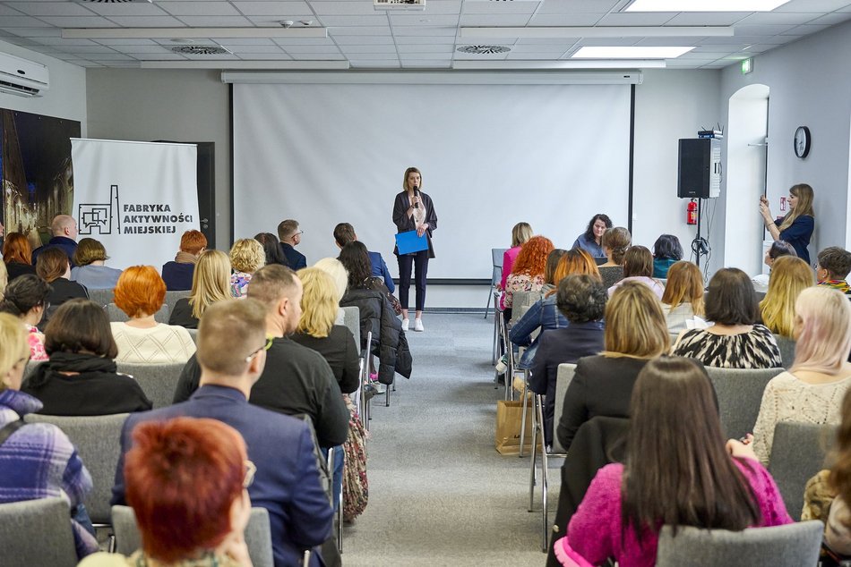 Równość zaczyna się od edukacji. Spotkanie o przeciwdziałaniu dyskryminacji w szkołach w Łodzi