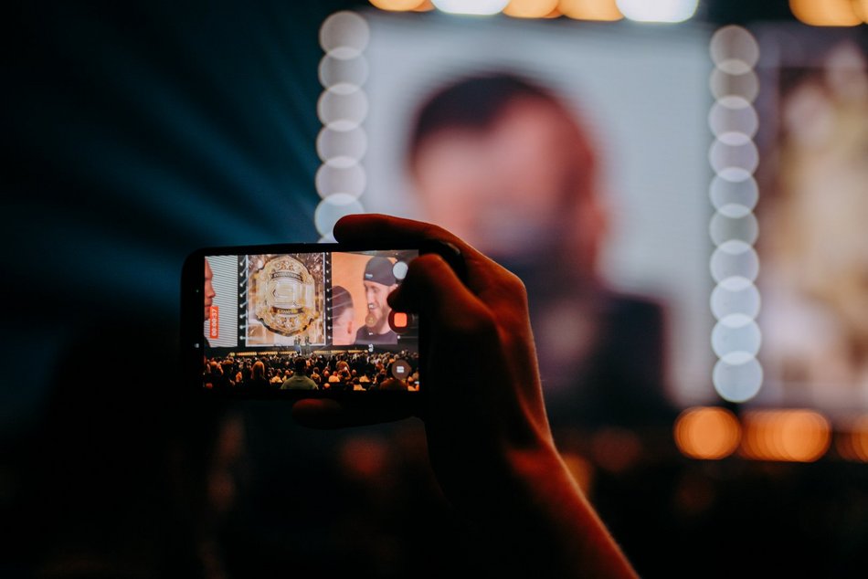 KSW w Atlas Arenie. Dwie emocjonujące walki mistrzowskie z zawodnikami z Łodzi