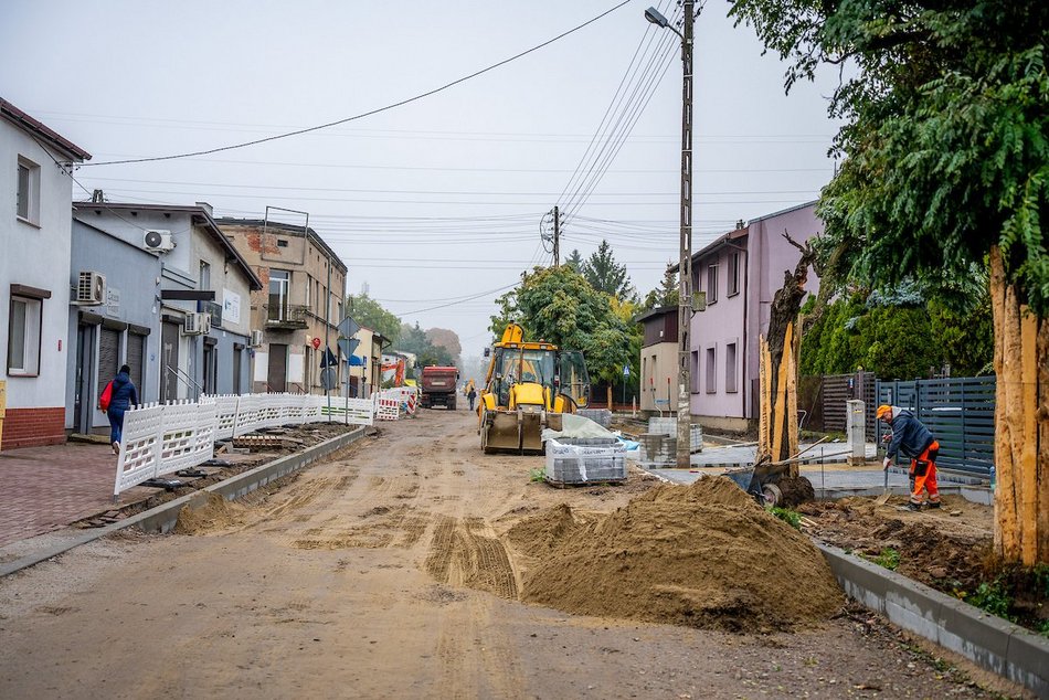 Remont Tuszyńskiej w Łodzi. Widać już nową podbudowę
