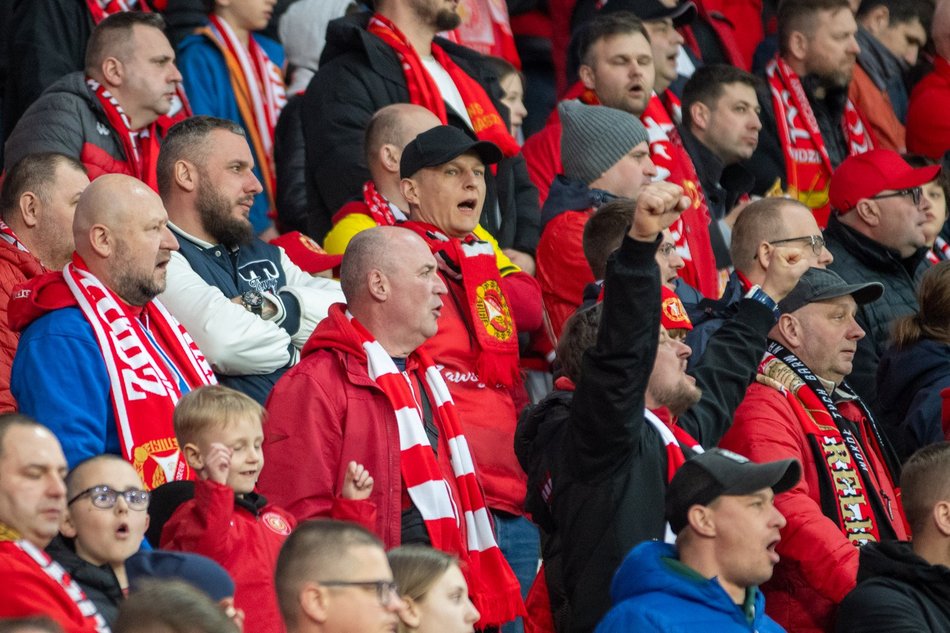 Łódź. Kibice na meczu Widzewa Łódź z Górnikiem Zabrze. Byłeś/aś? Znajdź się w galerii!