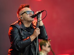 T.Love na Łódź Summer Festival 2025. Kultowy polski zespół zagrał na Łódzkich Błoniach